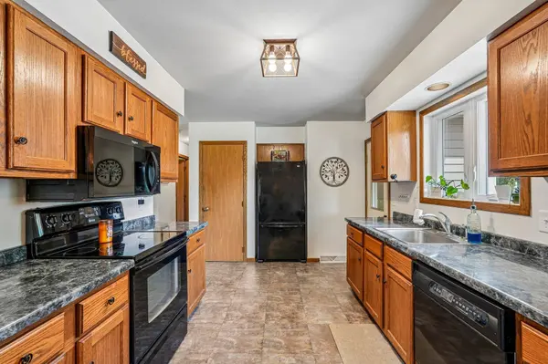 203 Hill Road, Rosendale, WI 54974