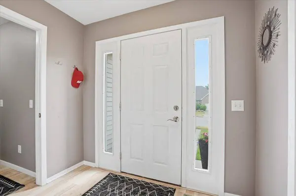 725 Foxfield Road, Oregon, WI 53575
