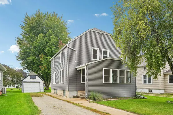 606 Cochrane Street