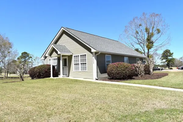 2523 Players Course Dr., Manning, SC 29102