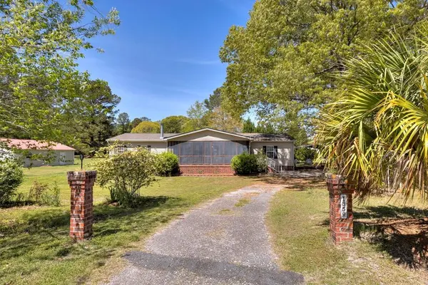 1359 Stillwater Dr., Manning, SC 29102