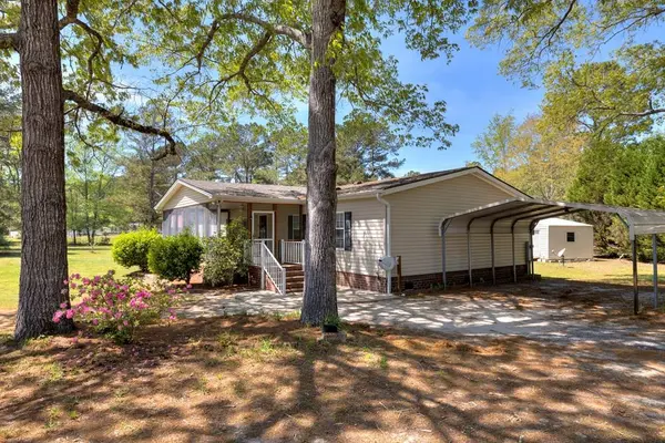 1359 Stillwater Dr., Manning, SC 29102