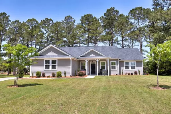 409 Pine Lake Ct., Manning, SC 29102