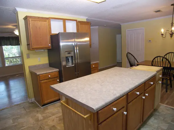100 Autumn Ln, Moncks Corner, SC 29461