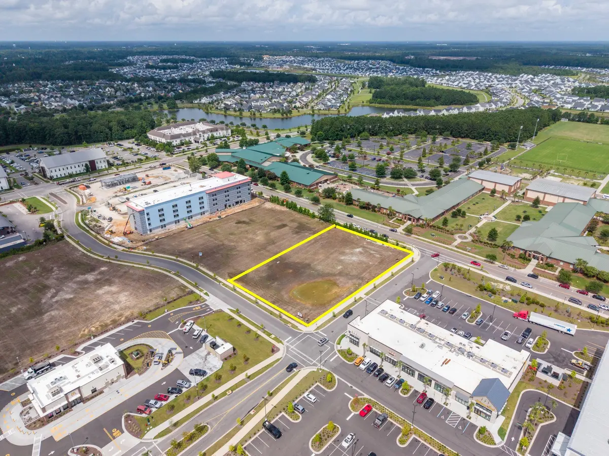 Corbin St, Summerville, SC 29486