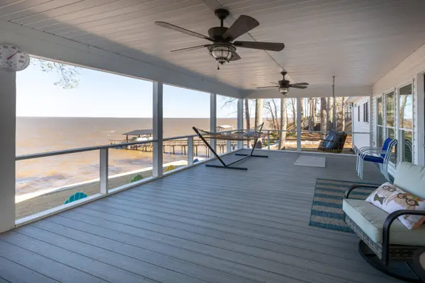 139 River Run Dr, Vance, SC 29163