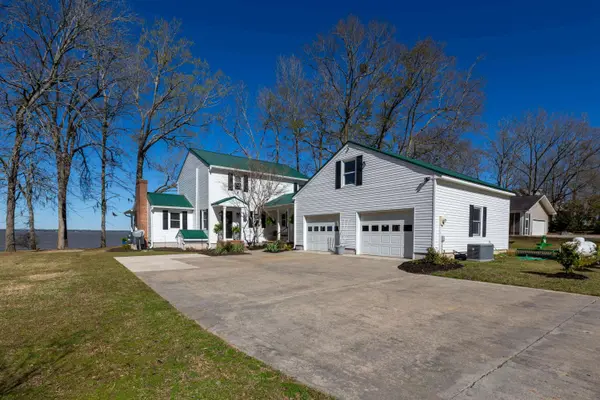 139 River Run Dr, Vance, SC 29163