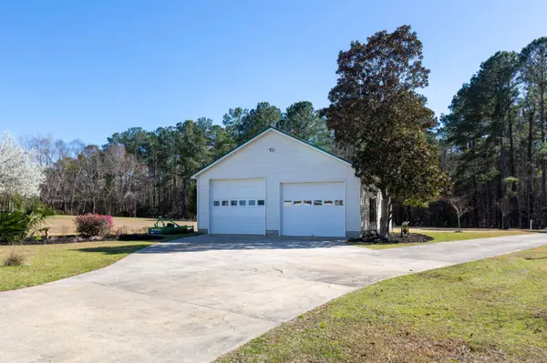 139 River Run Dr, Vance, SC 29163