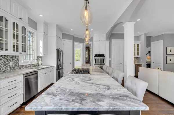 2340 Salt Wind Way, Mount Pleasant, SC 29466