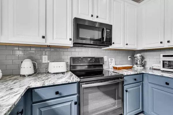 5257 Mulholland Dr, Summerville, SC 29485