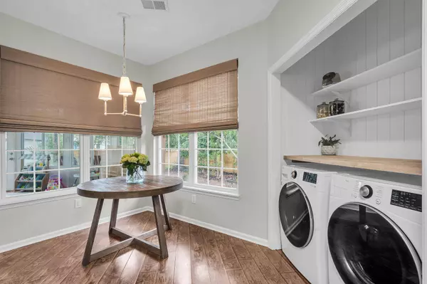 2727 Four Winds Pl, Mount Pleasant, SC 29466