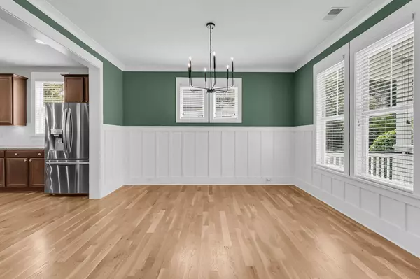 216 Ribbon Rd, Summerville, SC 29483