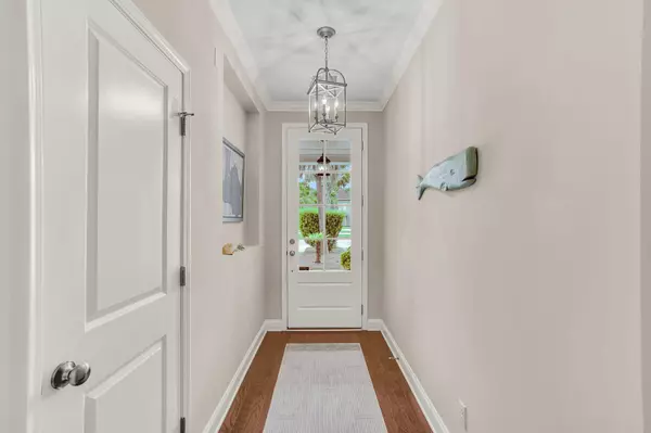 2336 Kings Gate Ln, Mount Pleasant, SC 29466