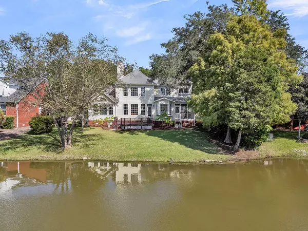 179 Oak Point Landing Dr, Mount Pleasant, SC 29464