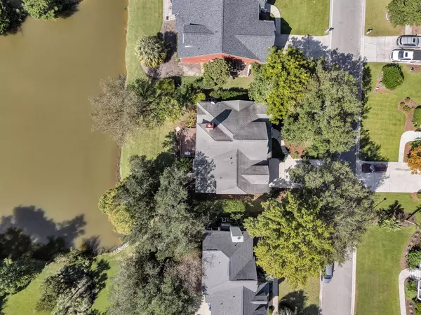 179 Oak Point Landing Dr, Mount Pleasant, SC 29464