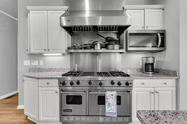 179 Oak Point Landing Dr, Mount Pleasant, SC 29464