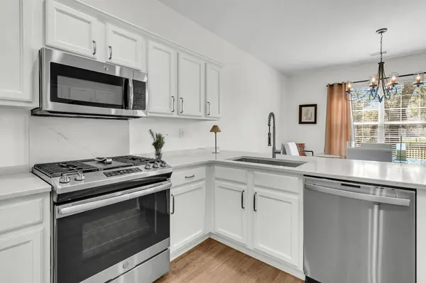 2447 Bergeron Way, Mount Pleasant, SC 29466