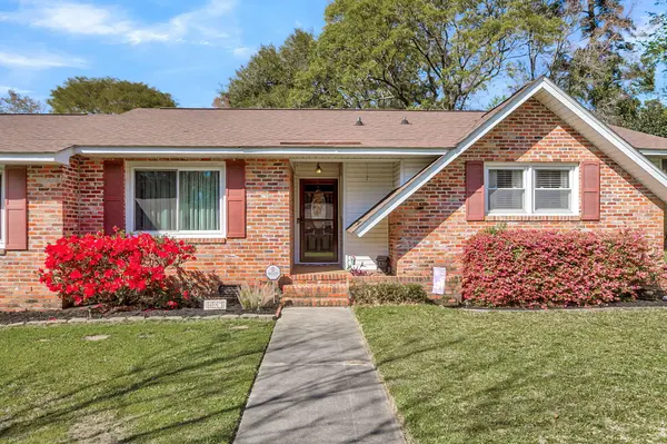 407 Rose Ln, Summerville, SC 29485