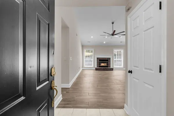 8354 Longridge Rd, Charleston, SC 29418