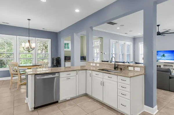 3664 Shutesbury St, Mount Pleasant, SC 29466