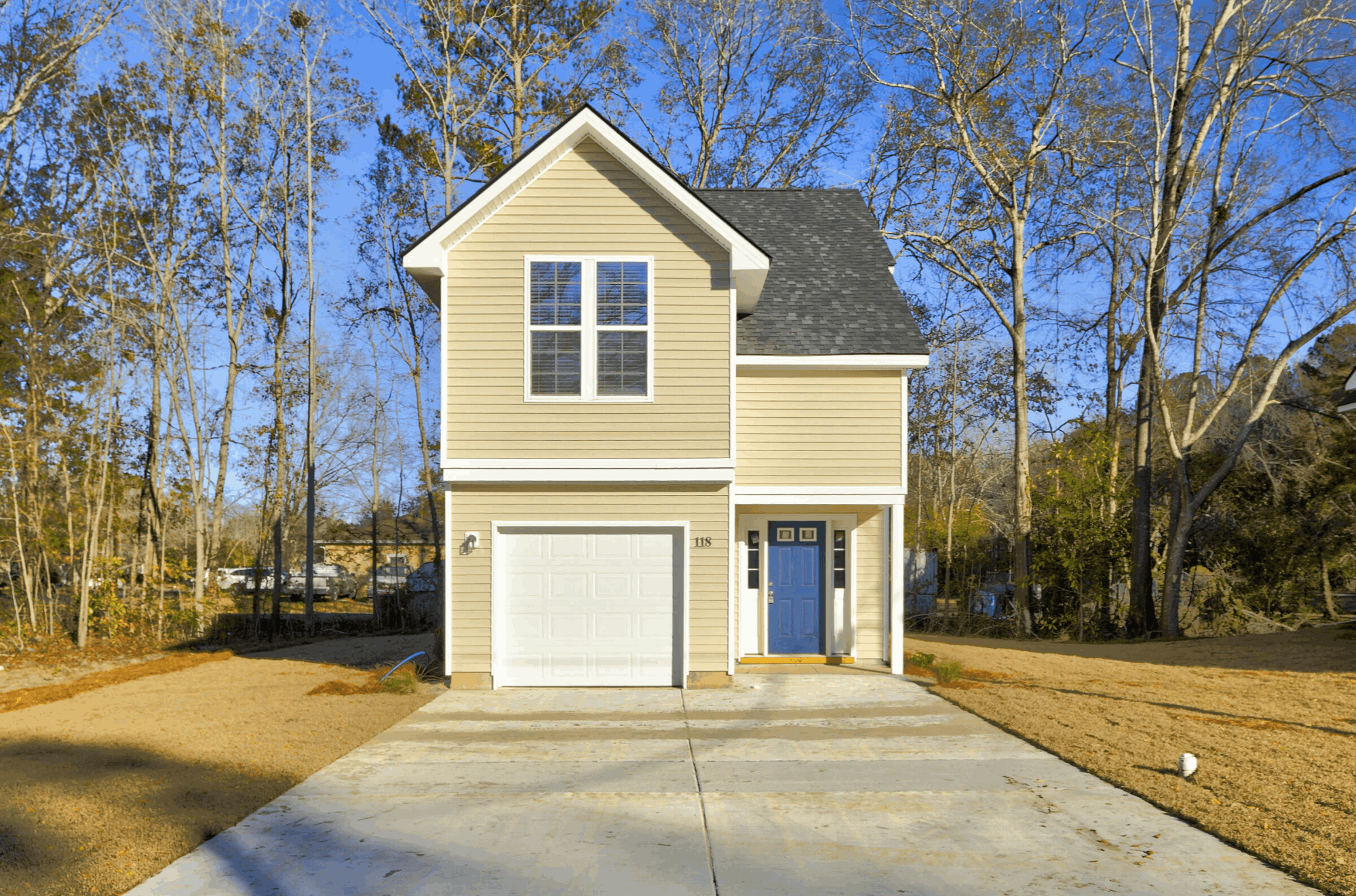 No HOA home in established Goose Creek neighborhood near Joint Base Charleston