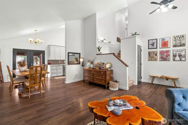 20718 116th ST E, Bonney Lake, WA 98391