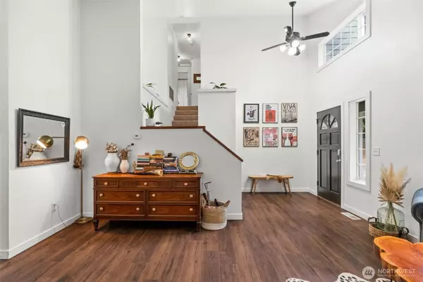 20718 116th ST E, Bonney Lake, WA 98391