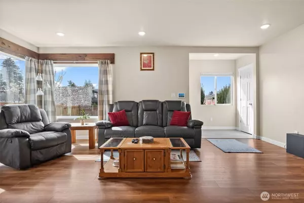 5411 S M ST, Tacoma, WA 98408