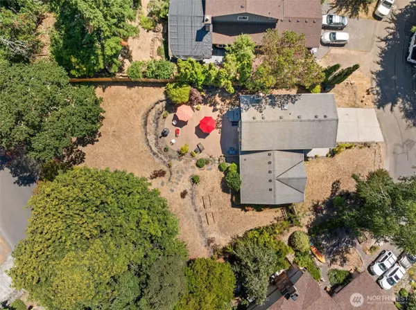 118 Lila ST, Steilacoom, WA 98388