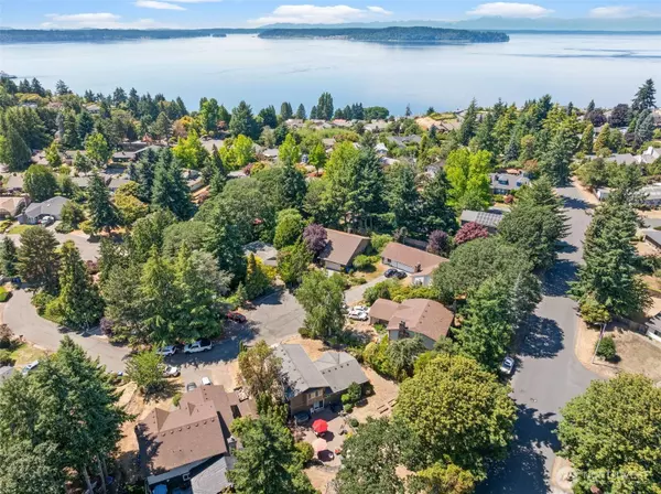 118 Lila ST, Steilacoom, WA 98388