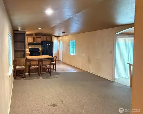 13010 222nd AVE E, Bonney Lake, WA 98391