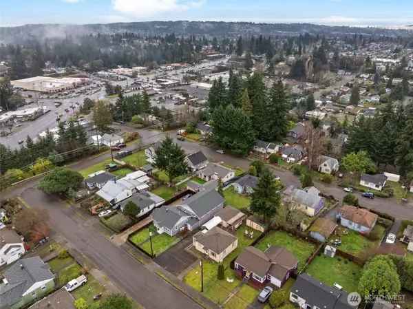 628 N Charlotte AVE, Bremerton, WA 98312