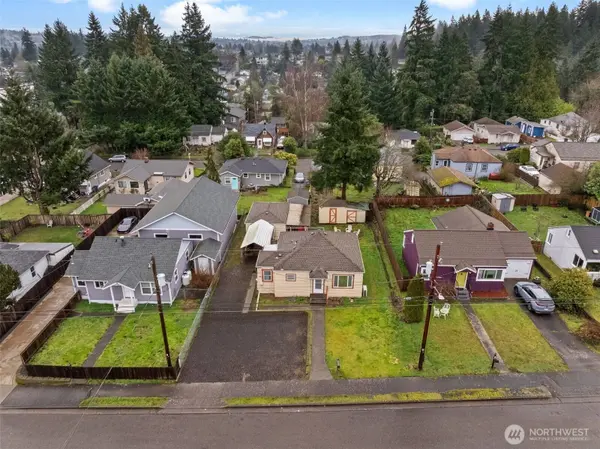 628 N Charlotte AVE, Bremerton, WA 98312