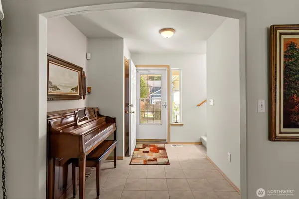 20505 190th AVE E, Orting, WA 98360