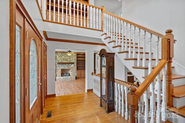 123 Golden Oak DR, Statesville, NC 28625