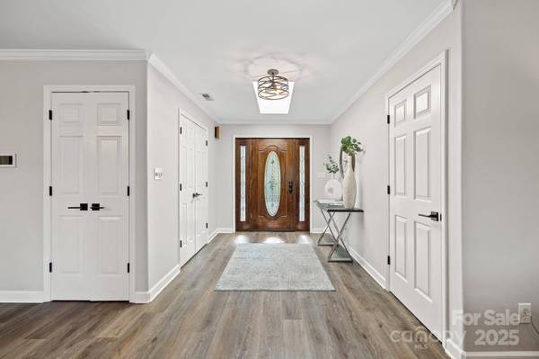 1350 Strawberry LN, Denver, NC 28037