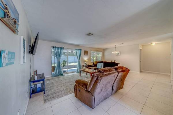 2269 BEVERLY LN, Clearwater, FL 33764