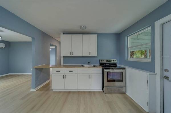 2931 23RD ST N, St Petersburg, FL 33713