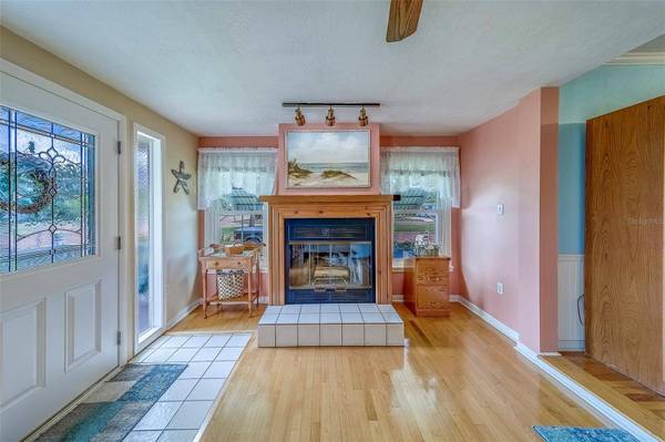 1677 PASADENA DR, Dunedin, FL 34698