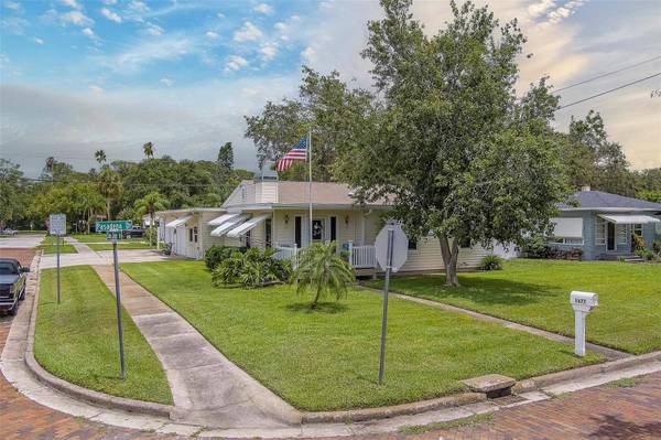 1677 PASADENA DR, Dunedin, FL 34698