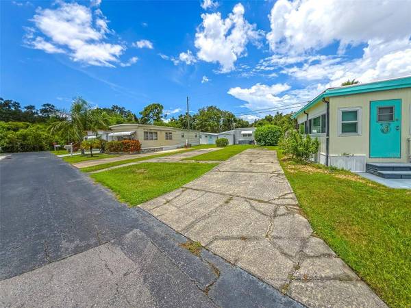 16940 US HIGHWAY 19 N #244, Clearwater, FL 33764