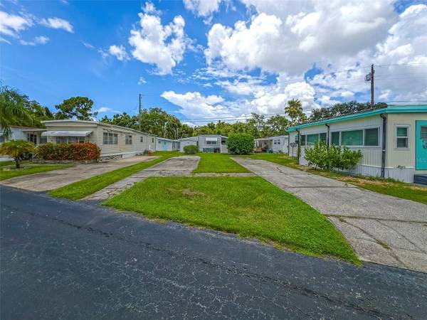 16940 US HIGHWAY 19 N #244, Clearwater, FL 33764
