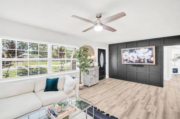 2019 MAGNOLIA DR, Clearwater, FL 33764