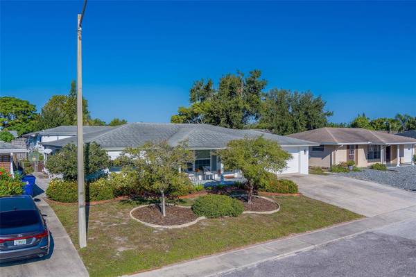 8909 STERLING LN, Port Richey, FL 34668
