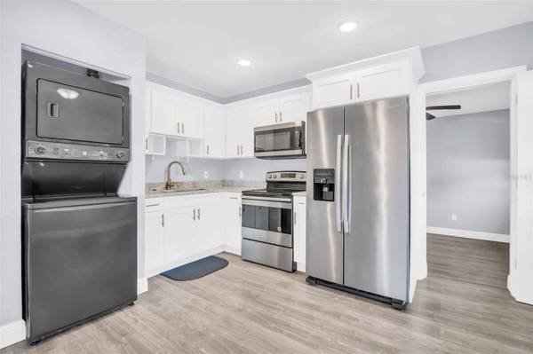 1905 E NEW ORLEANS AVE, Tampa, FL 33610