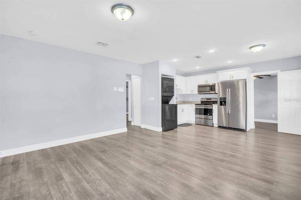 1905 E NEW ORLEANS AVE, Tampa, FL 33610