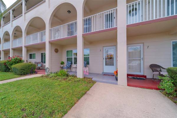 2433 BRAZILIA DR #5, Clearwater, FL 33763