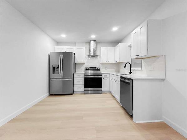 2078 SHADOW LN, Clearwater, FL 33763