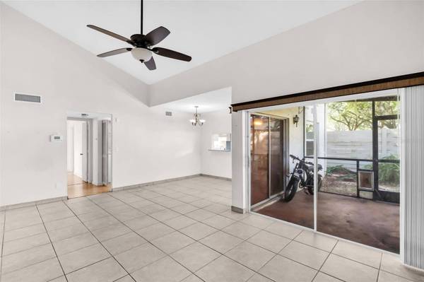 2626 CEDAR VIEW CT, Clearwater, FL 33761