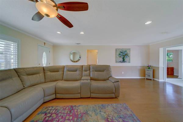2060 ENVOY CT, Clearwater, FL 33764